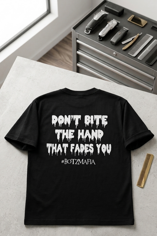 ‘Don’t bite the hand ‘ T`SHIRT